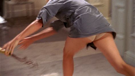 Naked Yvonne Strahovski In Chuck