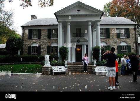 Elvis Presley house, Memphis, Tennessee, United States of America Stock Photo: 22748853 - Alamy