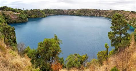 Mount Gambier Crater Lakes Walking Tracks And Mountain Bike Trails