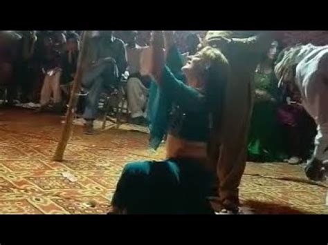 Meri Lagdi Kisse Na Vekhi Chahat Baloch Mujra Dance Performance 2023