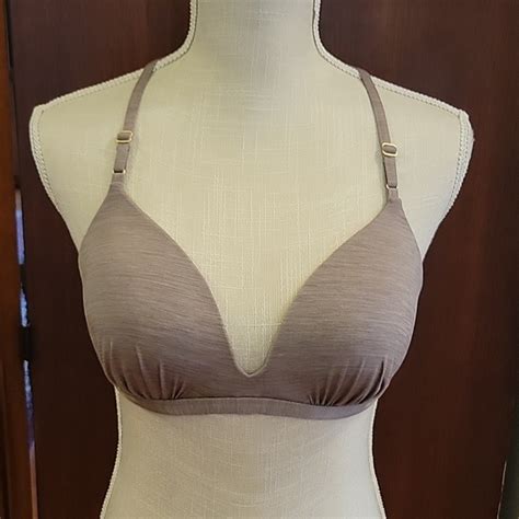 Athleta Swim Athleta Aqualuxe Molded Cup Bikini Top In Size M