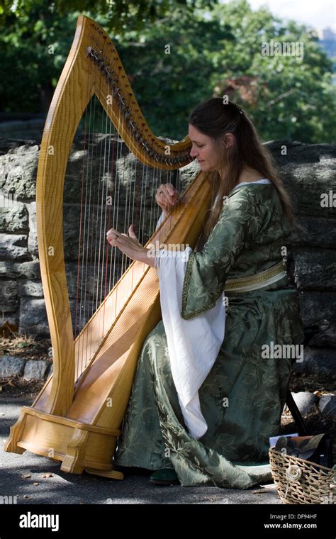 Medieval Harp