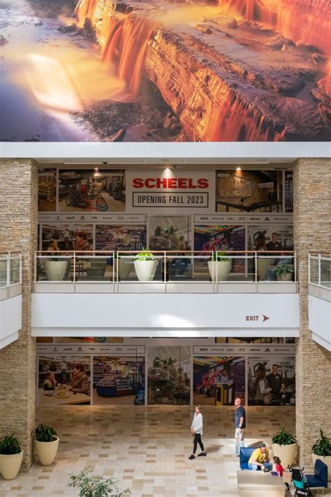 Scheels' 1st Arizona sporting goods store is getting ready to open ...