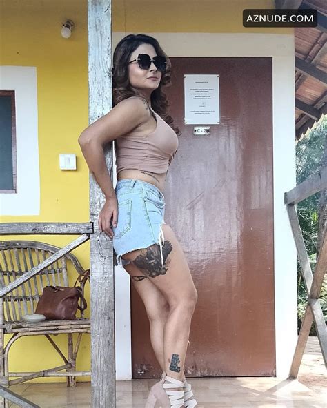 Mahi Kaur Hot Pics Collection March AZNude