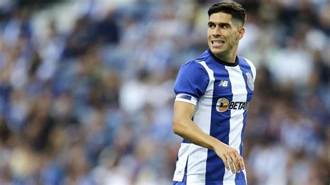 Fran Navarro A Caminho Do Olympiacos FC Porto Jornal Record