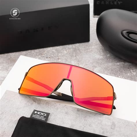 Descubrir 107 Imagen Oakley Sutro Titanium Thptnganamst Edu Vn