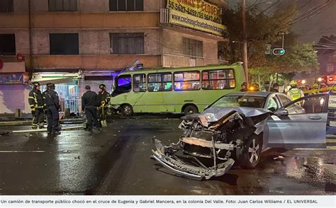 Accidente vehicular en Benito Juárez deja al menos 12 lesionados