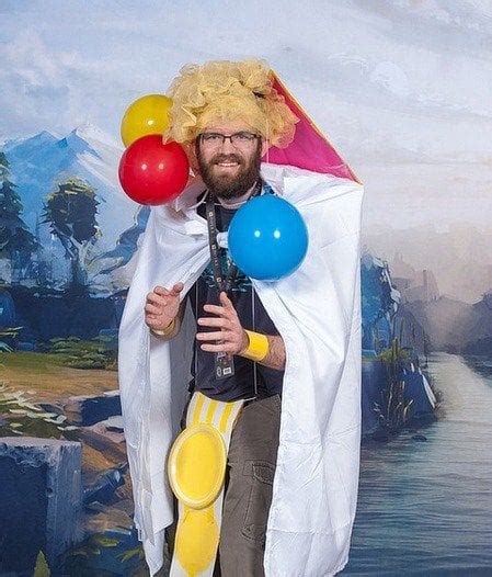 best invoker cosplay EU : r/DotA2