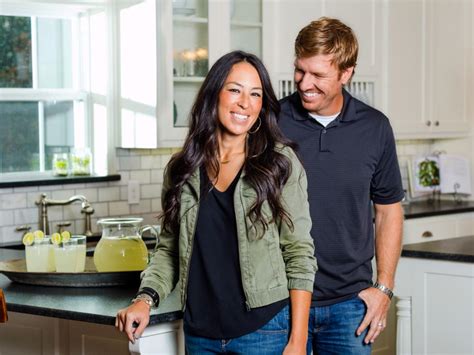 Joanna Gaines Pictures Our Favorites From Hgtvs Fixer Upper Hgtvs