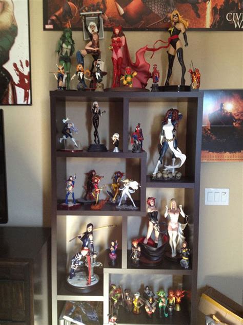 30 Amazing Action Figure Display Ideas To Your Hobbies | HomeMydesign