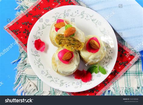 Traditional Popular Indian Gujarati Sweet Food Stock Photo 1533100568 ...