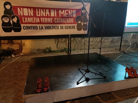 Lamezia Violenza Sulle Donne Solidariet A Chi Lotta Contro Guerre E