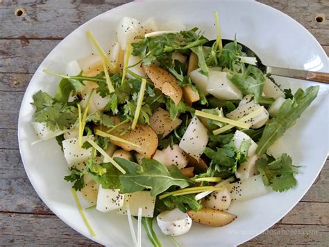 Salada De R Cula Ameixa E Mel O Arca Dos Sabores