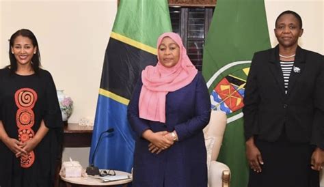 RAISI MHE SAMIA SULUHU HASSAN MBIONI KUPUNGUZA VIFO VYA WAJAWAZITO NA