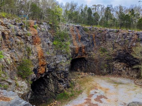 15 of the Best Caves in Alabama for Some Exciting Adventure - Flavorverse