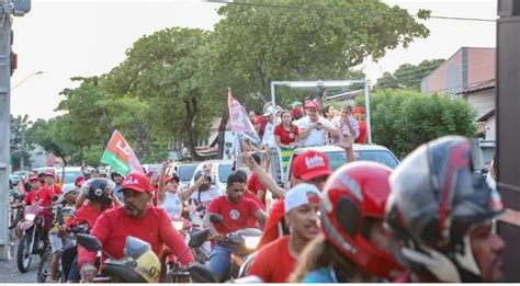 Em Carreata Pt Reforça Compromisso Em Votação Histórica Para Lula