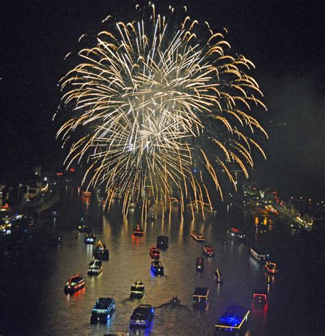 Rhein In Flammen Feuerwerke In Oberwesel Und St Goar Gesichert