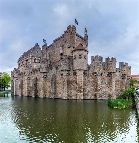 Gravensteen / Castle of the Counts (Gravensteen) / Ghent Castle - Ghent ...