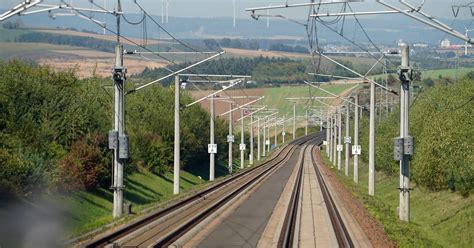 F R Weiter Verl Sslichen Highspeed Verkehr Db Erneuert Gleise Und