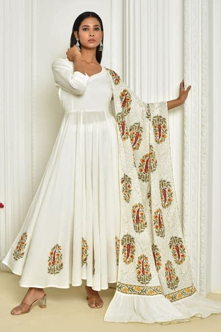 Buy Off White Cotton Hand Block Printed Floral Motifs V Anarkali Set