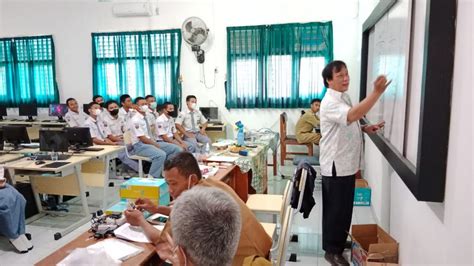 Smkn Tanjungsari Hadirkan Guru Tamu Dalam Kegiatan Pembekalan Ukk Tahun