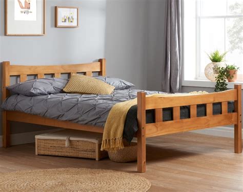 Miami Antique Solid Pine Wooden Bed Frame 4ft6 Double