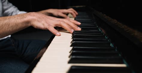 27 Best Piano Songs That Showcase This Brilliant Instrument