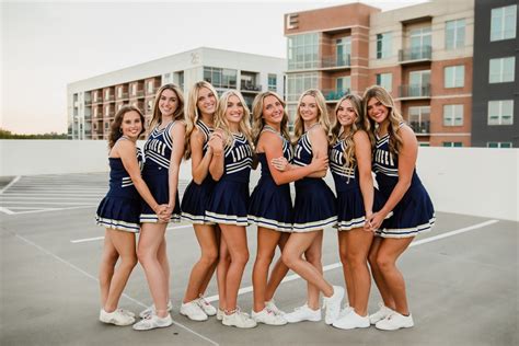 Cheerleading Lake Creek High School