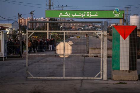 Israel temporarily shutters Gaza pedestrian crossing following border ...