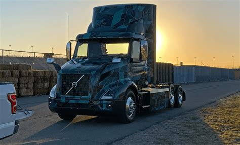 Volvo Vnr Electric Semi Truck First Drive More Than Just A Truck Volvo Lights