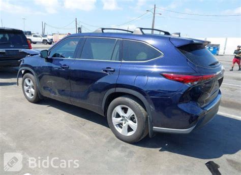 2022 Toyota Highlander LE 5TDZZRAH6NS094783 Bid History BidCars