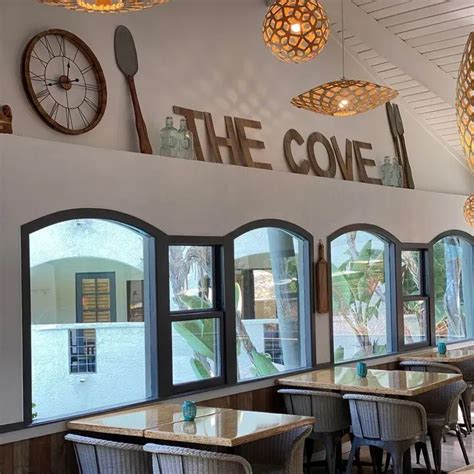 The Cove Bar Grill Avalon CA Checkle