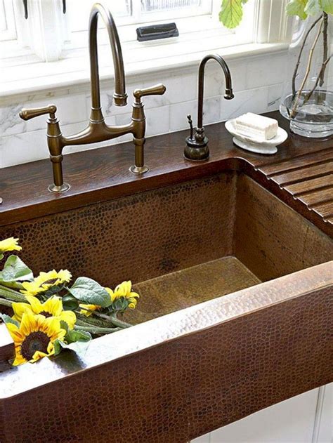 67 Cool Modern Farmhouse Kitchen Sink Decor Ideas Kitchen Sink Decor Farmhouse Sink Kitchen