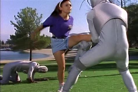 Amy Jo Johnson Nude 150 Photos And Uncensored Nude Scenes From Movies And TV Shows 18