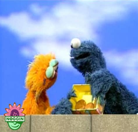 Play With Me Sesame Cookie Monster And Zoe Show The Inside Scoop 2004 Youtube Stuff Fan