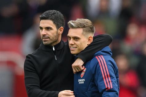 Leandro Trossard R Concili Pour De Bon Avec Mikel Arteta Tout Le