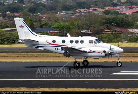 Ti Azo Aerobell Air Charter Beechcraft King Air At San Jose Juan