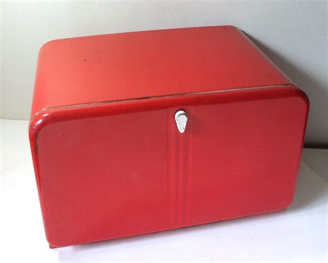 Vintage Red Metal Bread Box Lincoln Beauty Box