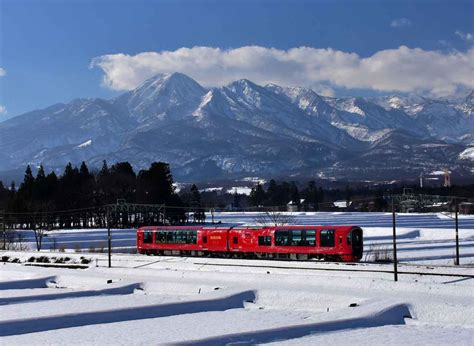 . 観光列車で楽しむ信州＆北陸の旅 ろくもん・越後トキめきリゾート雪月花・ ワインバレー列車・一万三千尺物語 ＜ロイヤル・グランステージ ...
