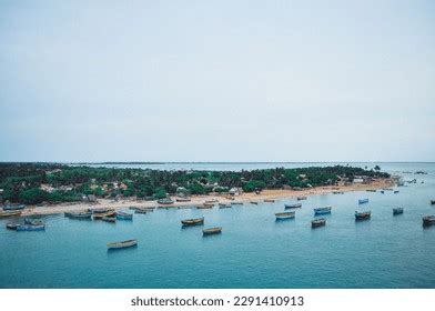 Rameshwaram Seashore Many Boats Stock Photo 2291410913 | Shutterstock