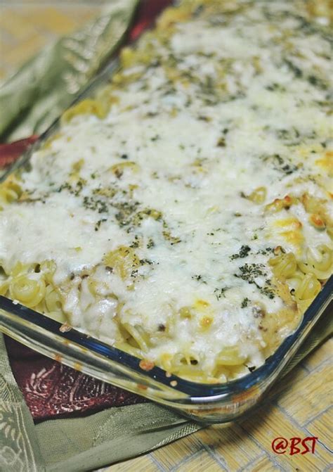 Macarona Bel Bechamel Egyptian Macaroni With Bechamel The Big Sweet