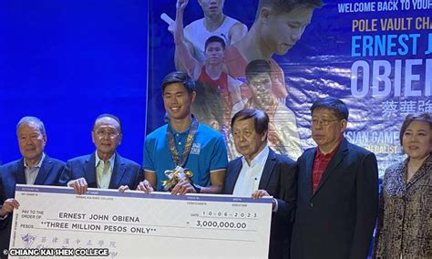 EJ Obiena Binigyan Ng P10M Sa Nasungkit Na Asiad Gold