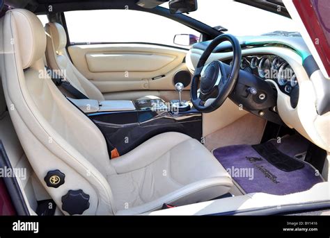 Interior 6 hi-res stock photography and images - Alamy