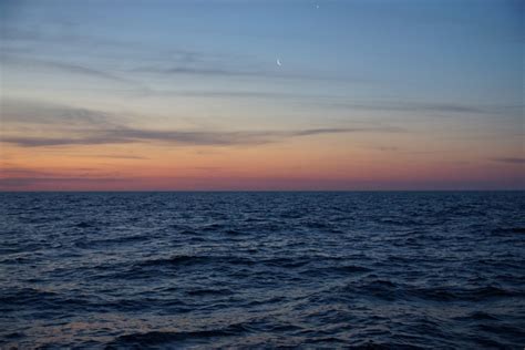 owns  ocean woods hole oceanographic institution