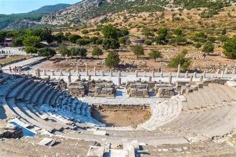 Premium Photo | Small theater in ephesus, turkey