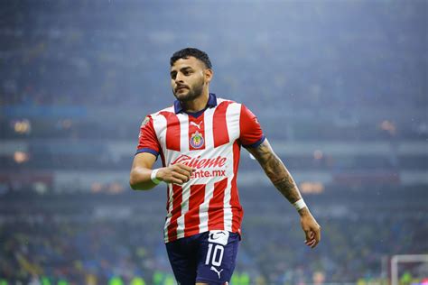 Chivas De Guadalajara Separa A Tres Futbolistas Del Primer Equipo