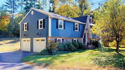 Burlington, CT Real Estate - Burlington Homes for Sale | realtor.com®