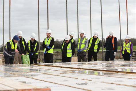 Students Visit A Live Construction Site Abingdon Witney College