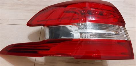 Lampa lewy tył w błotnik Peugeot 308 SW T9 2018 Kraków Kup teraz na