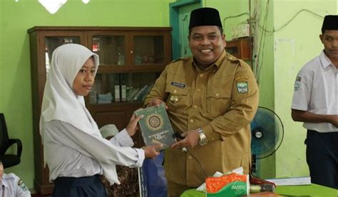 Bupati Suhatri Bur Buka Pesantren Ramadhan Top Satu